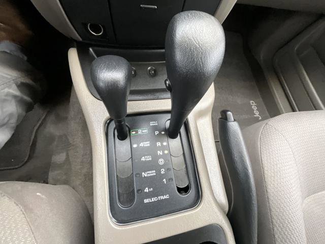 Used 2002 Jeep Grand Cherokee Laredo image 13