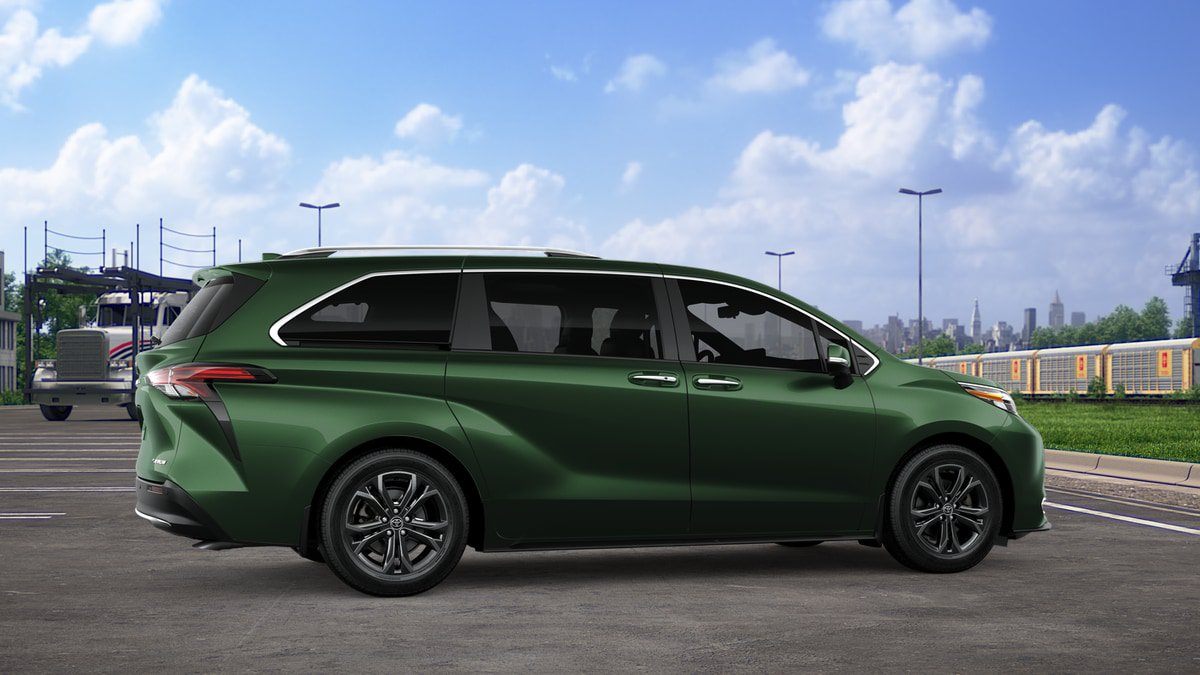 New 2026 Toyota Sienna Platinum AWD/4WD image 10