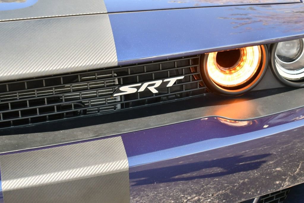 Used 2017 Dodge Challenger SRT Hellcat image 33