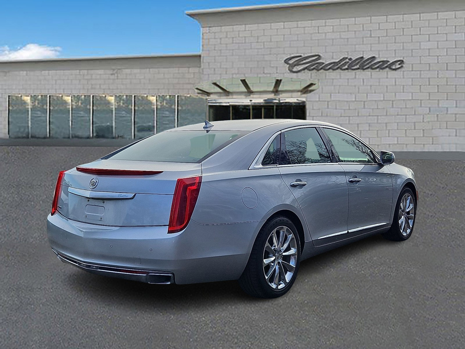 Used 2014 Cadillac XTS Premium image 4