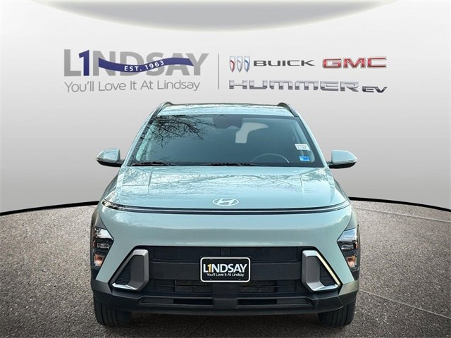 Used 2024 Hyundai Kona SEL image 2