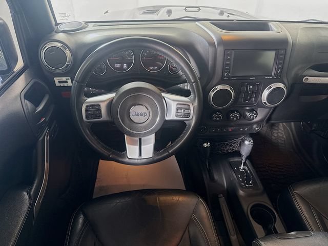 Used 2016 Jeep Wrangler Unlimited Rubicon AWD/4WD image 23