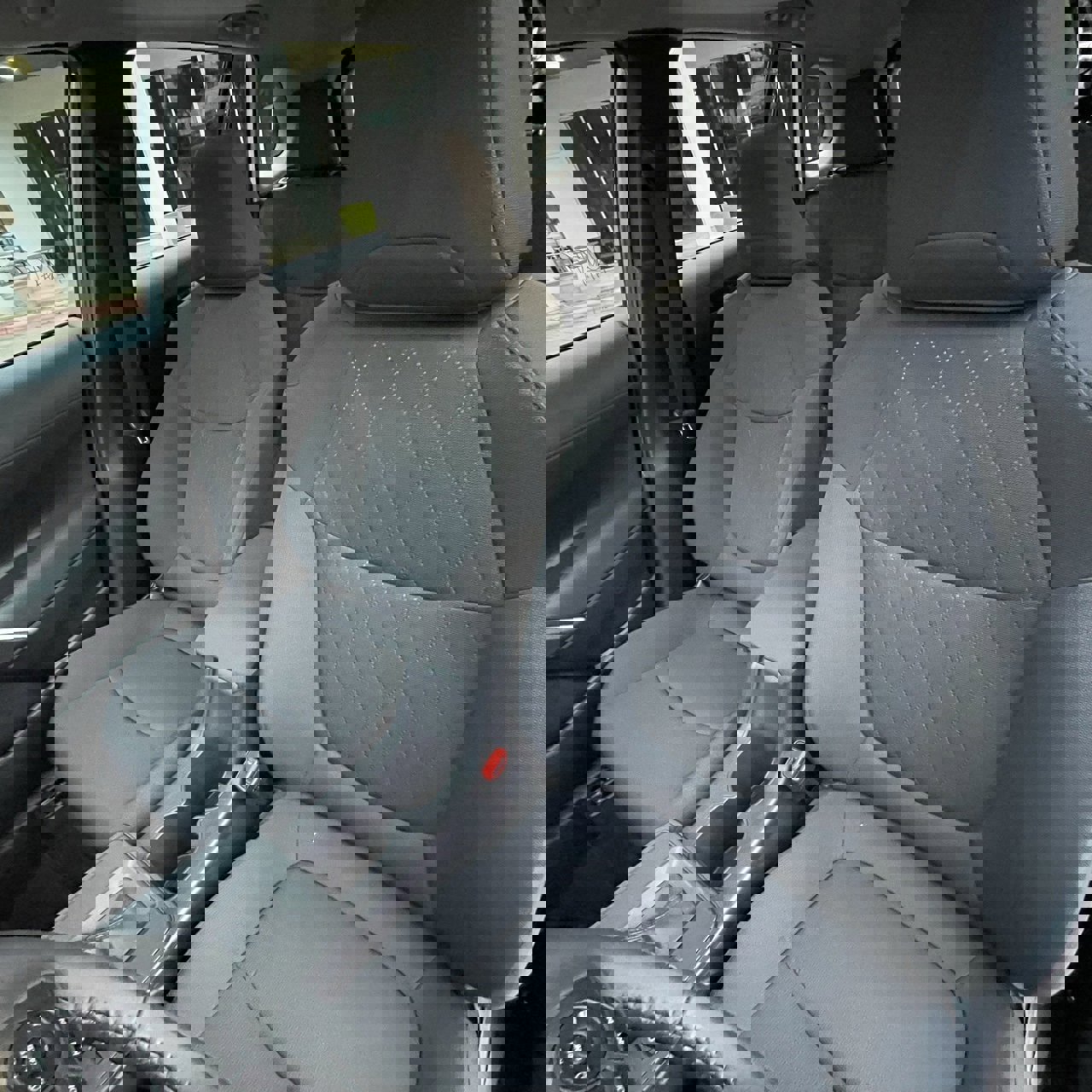 Used 2026 Toyota Corolla Cross LE image 22