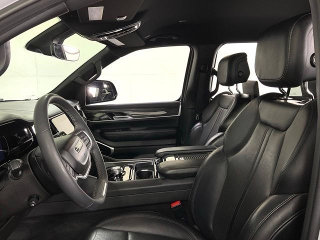 Used 2022 Jeep Wagoneer Series II w/ Rear Seat Video Group 1 AWD/4WD image 26