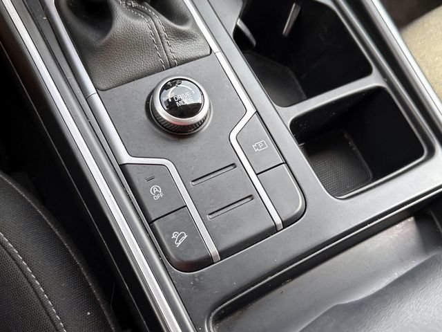 Used 2023 Kia Sorento LX FWD image 30