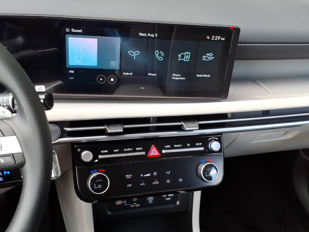 New 2026 Hyundai Tucson Blue SE AWD/4WD image 12