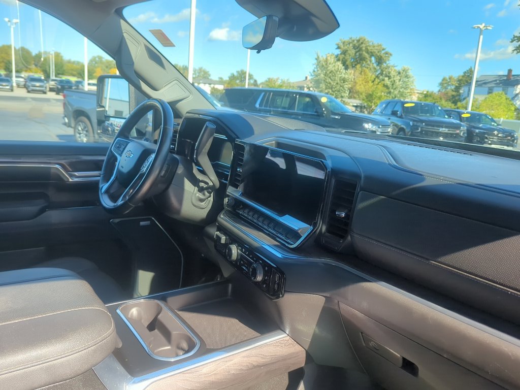 Certified 2024 Chevrolet Silverado 3500 LTZ w/ LTZ Plus Package AWD/4WD image 15