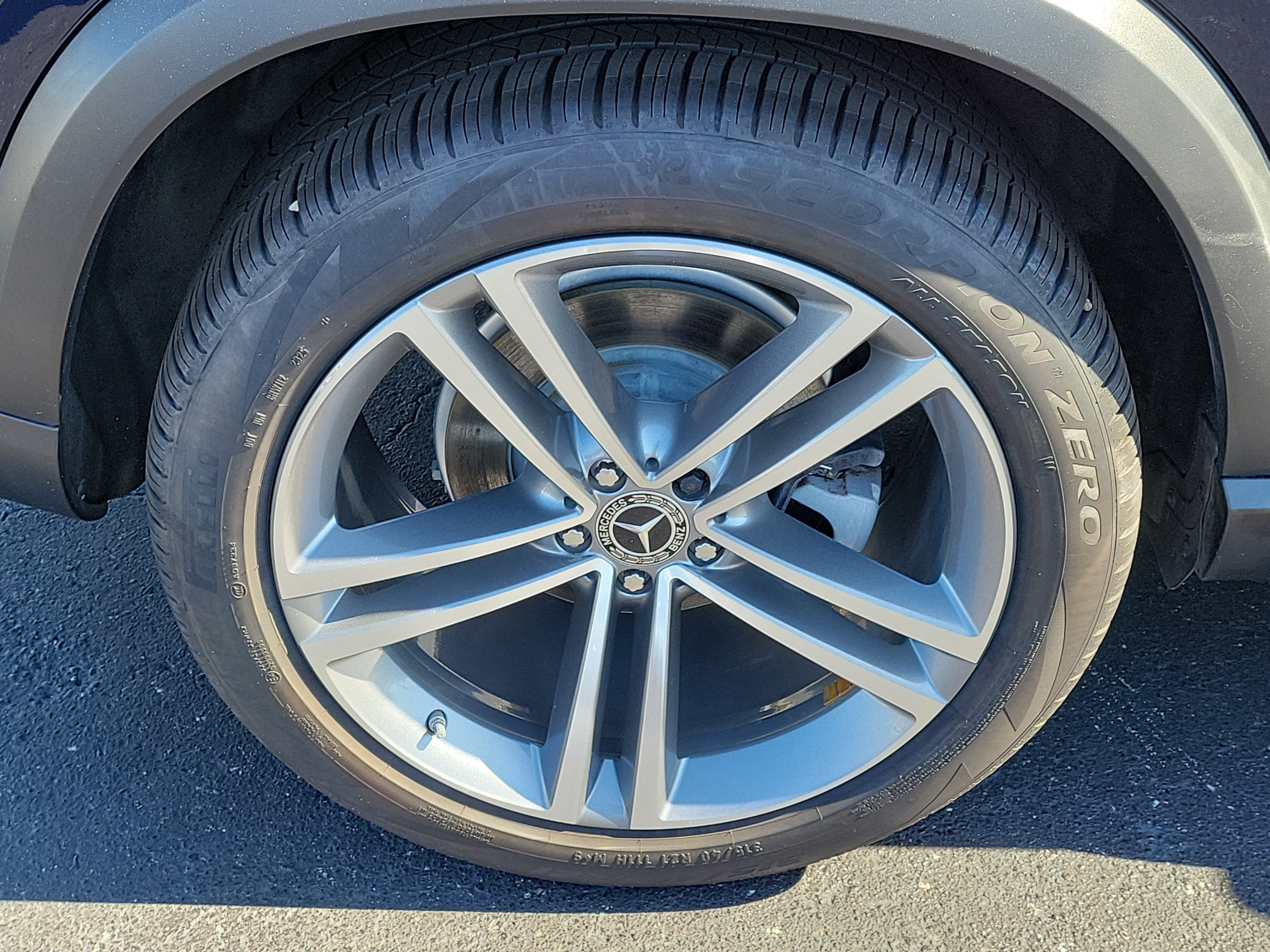 Used 2021 Mercedes-Benz GLE 350 image 6