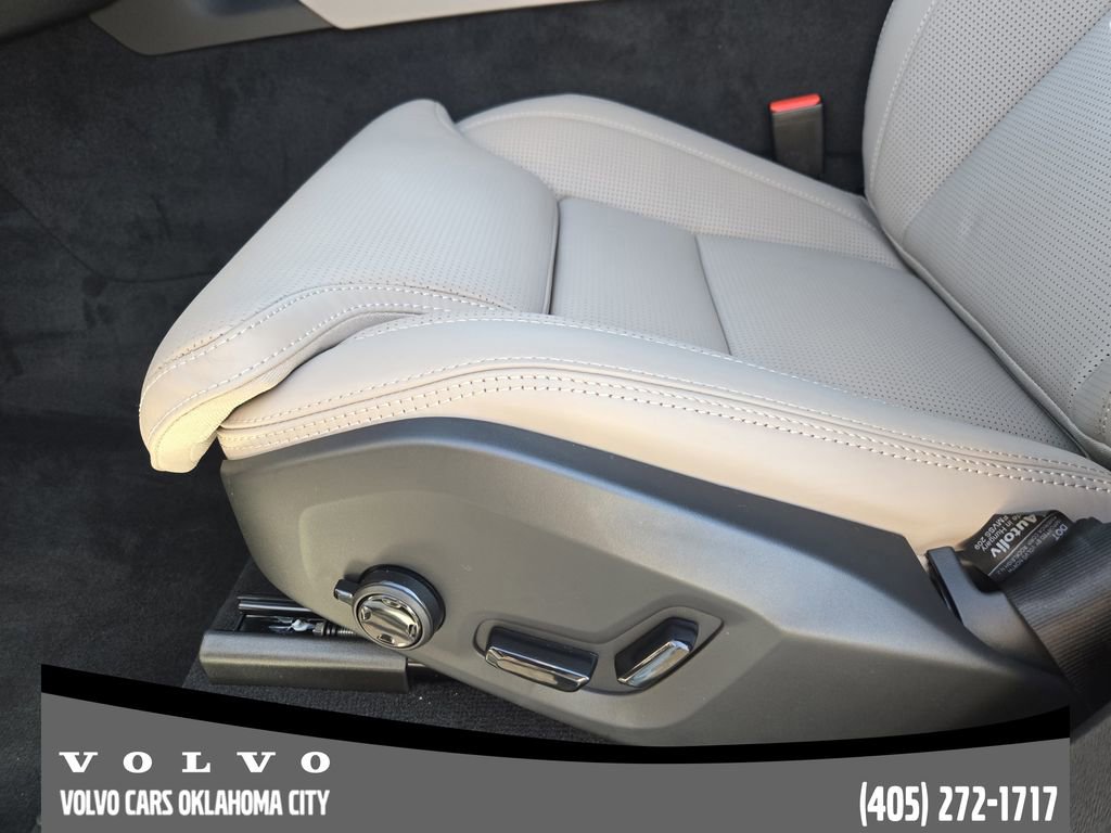 New 2026 Volvo XC90 T8 Ultra w/ Lounge Package image 23