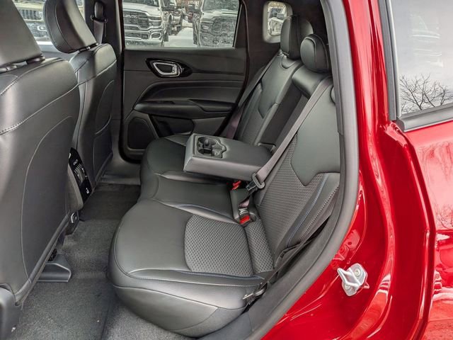 New 2026 Jeep Compass Latitude image 12