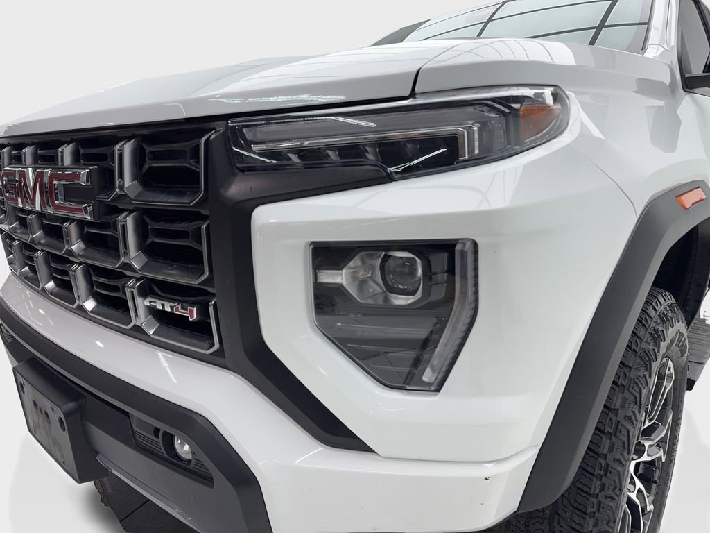 Used 2024 GMC Canyon AT4 w/ AT4 Premium Package image 5