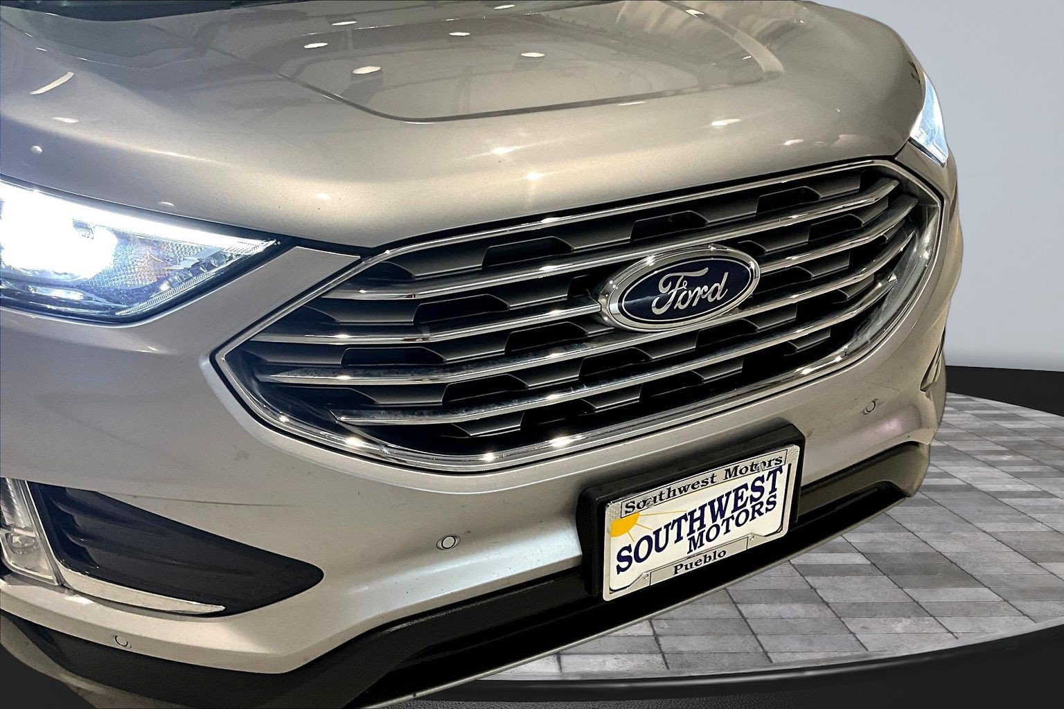 Used 2024 Ford Edge Titanium AWD/4WD image 32