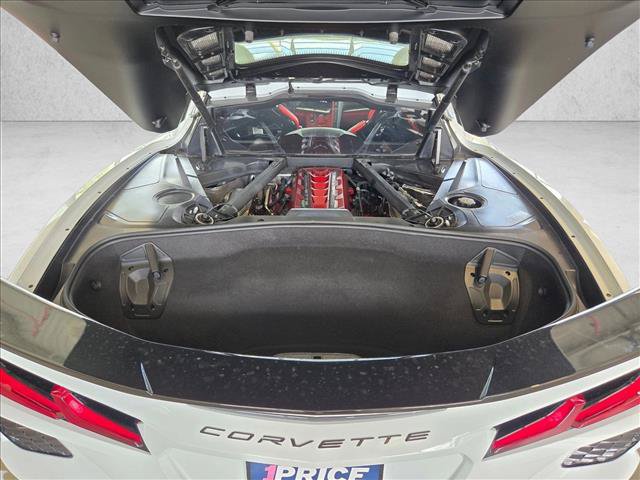 Used 2022 Chevrolet Corvette Stingray Premium Cpe w/ Z51 Performance Package RWD image 19