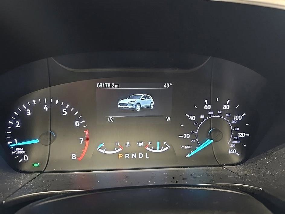 Used 2020 Ford Escape SE image 14