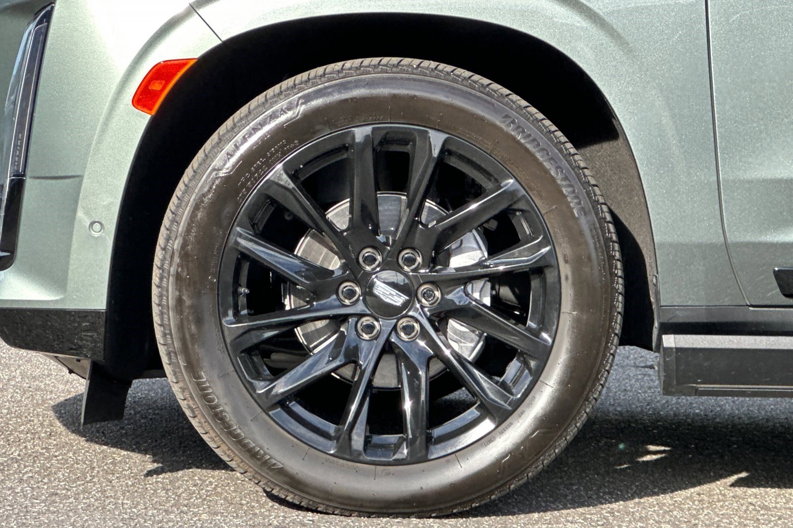 Used 2024 Cadillac Escalade Sport w/ LPO, ONYX Package image 13