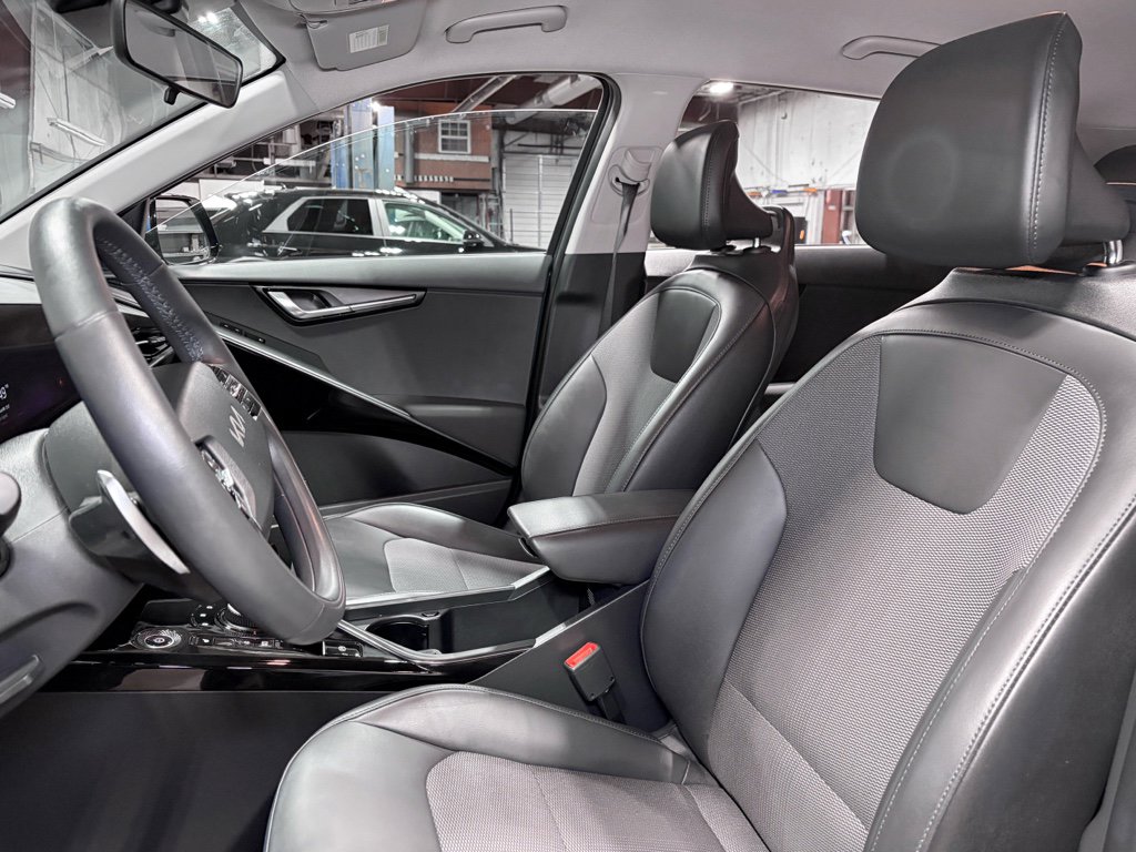 Used 2023 Kia Niro Wind w/ Wind Preserve Package image 19