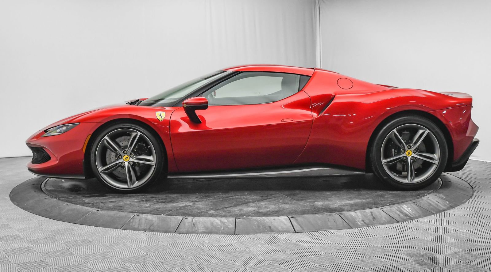 Used 2022 Ferrari 296 GTB image 5