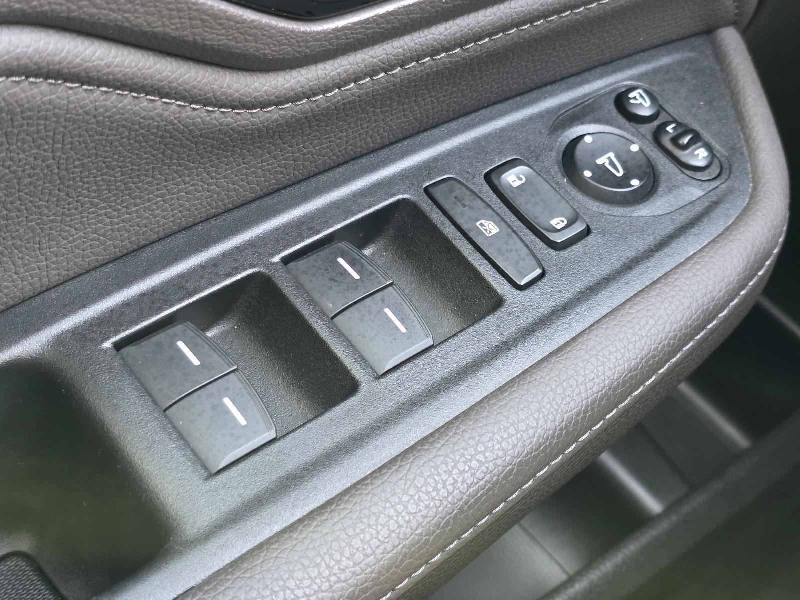 Used 2023 Honda Odyssey Elite image 9