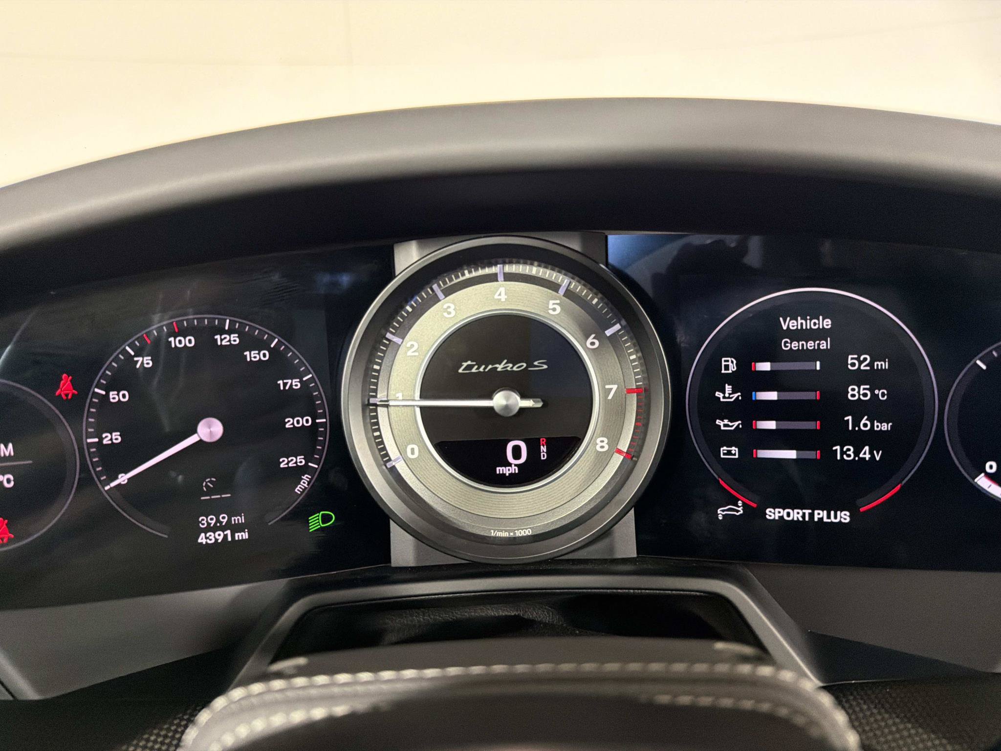 Used 2024 Porsche 911 Turbo AWD/4WD image 40