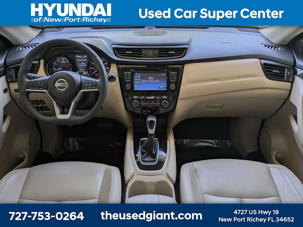 Used 2017 Nissan Rogue SL w/ SL Premium Package FWD image 18