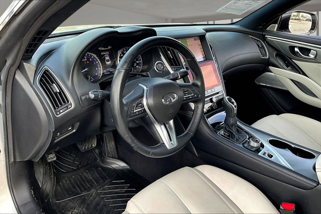 Used 2017 INFINITI Q60 w/ Premium Plus Package 3.0T image 16