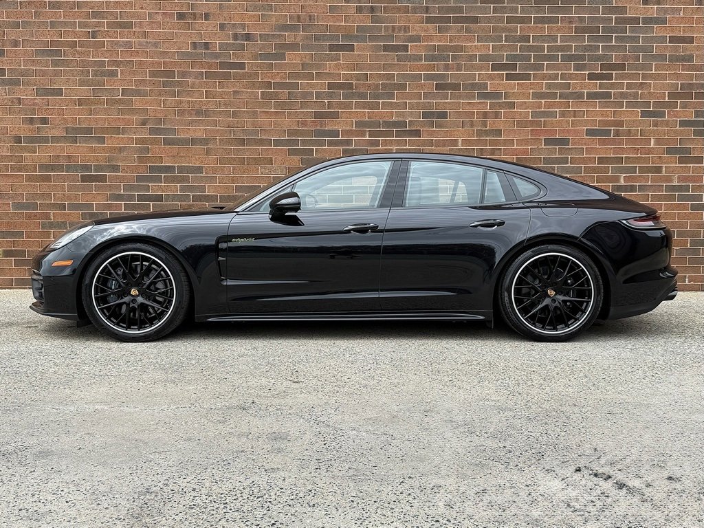 Used 2023 Porsche Panamera 4 image 2