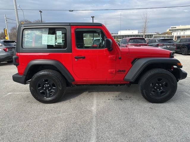 Used 2023 Jeep Wrangler Sport image 5