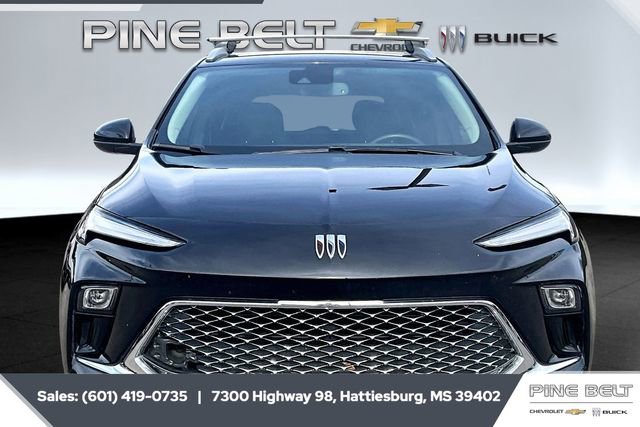 Certified 2024 Buick Encore GX Avenir image 3