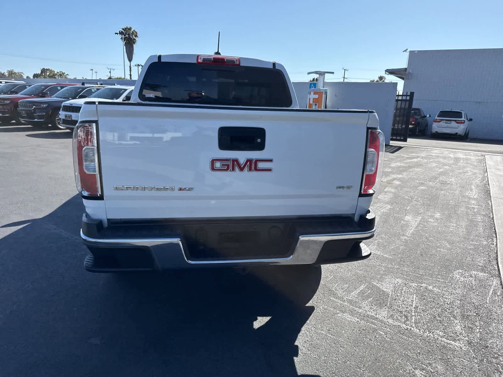 Used 2017 GMC Canyon SLT AWD/4WD image 16