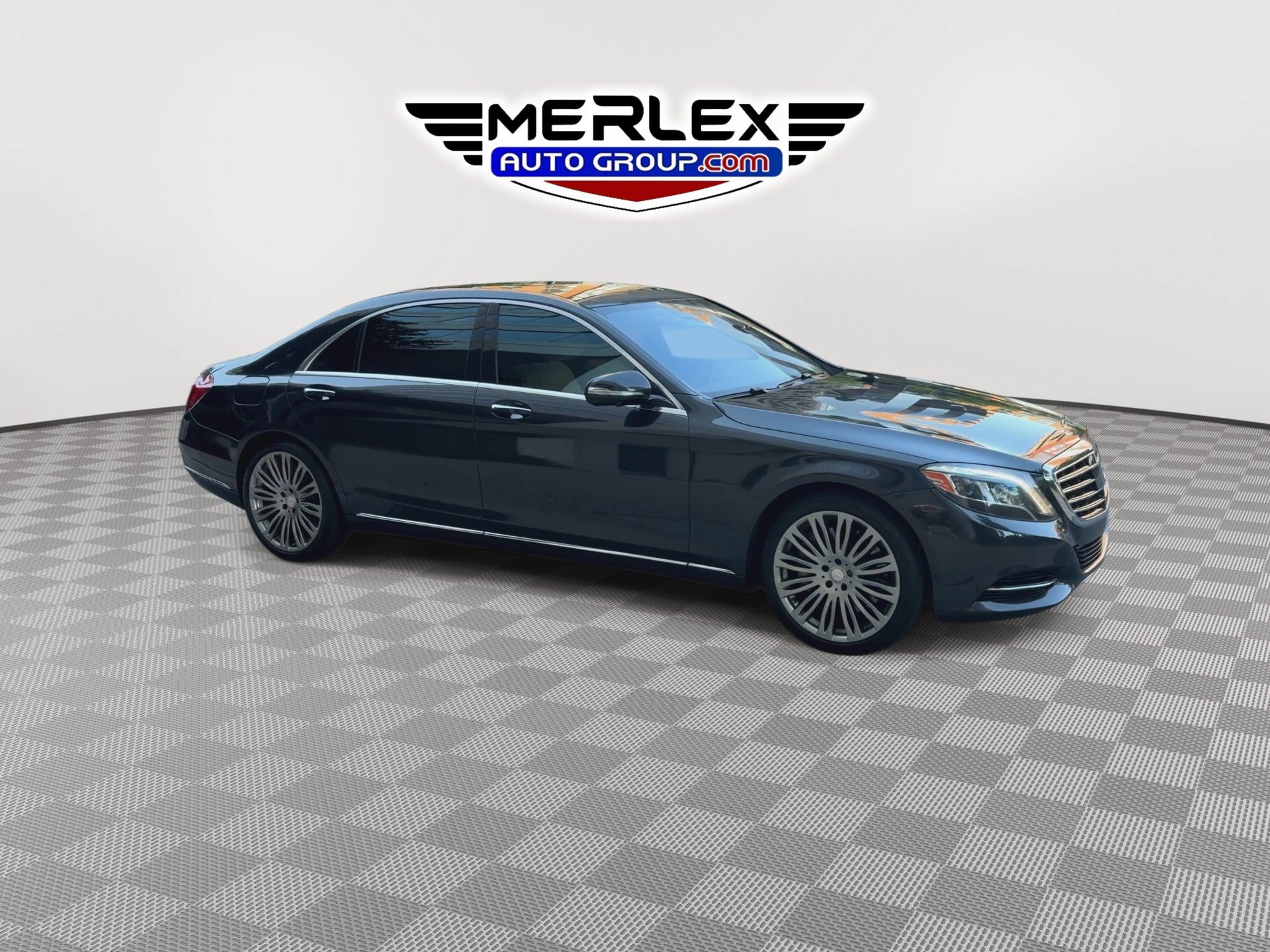 Used 2016 Mercedes-Benz S 550 Sedan image 2