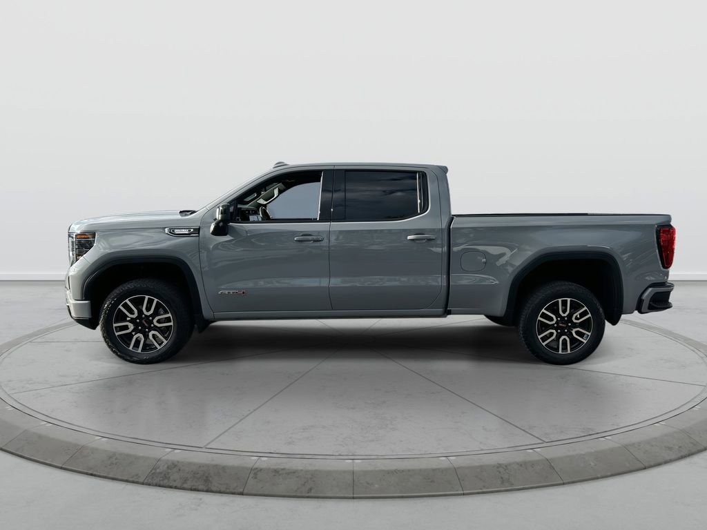 Used 2025 GMC Sierra 1500 AT4 w/ Technology Package AWD/4WD image 5
