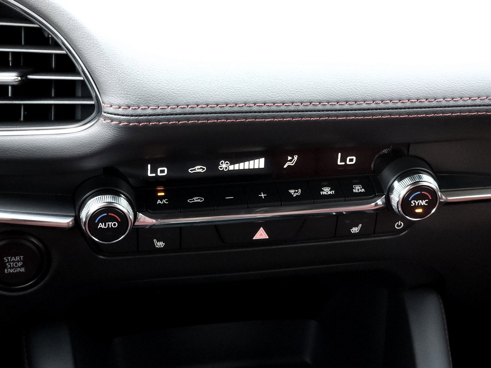 Used 2025 MAZDA MAZDA3 Carbon image 17