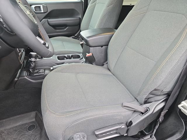 Used 2024 Jeep Wrangler Sport S image 16