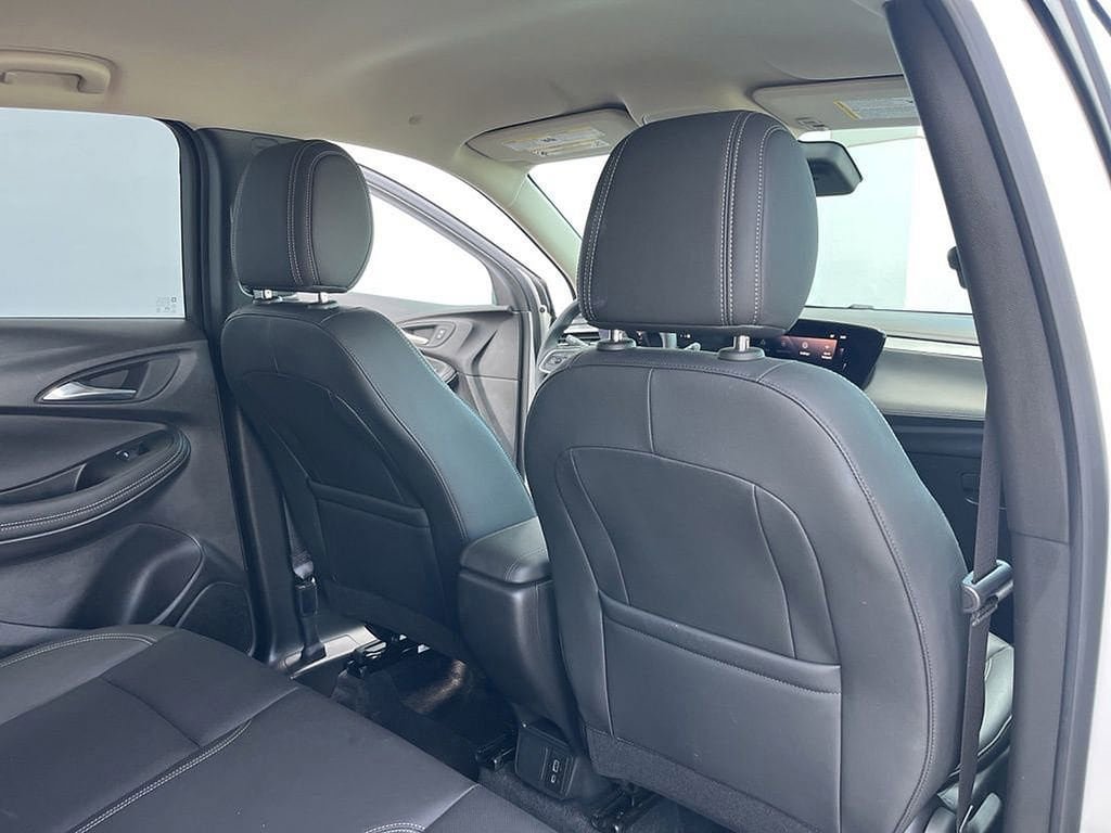Used 2024 Buick Encore GX Sport Touring FWD image 52