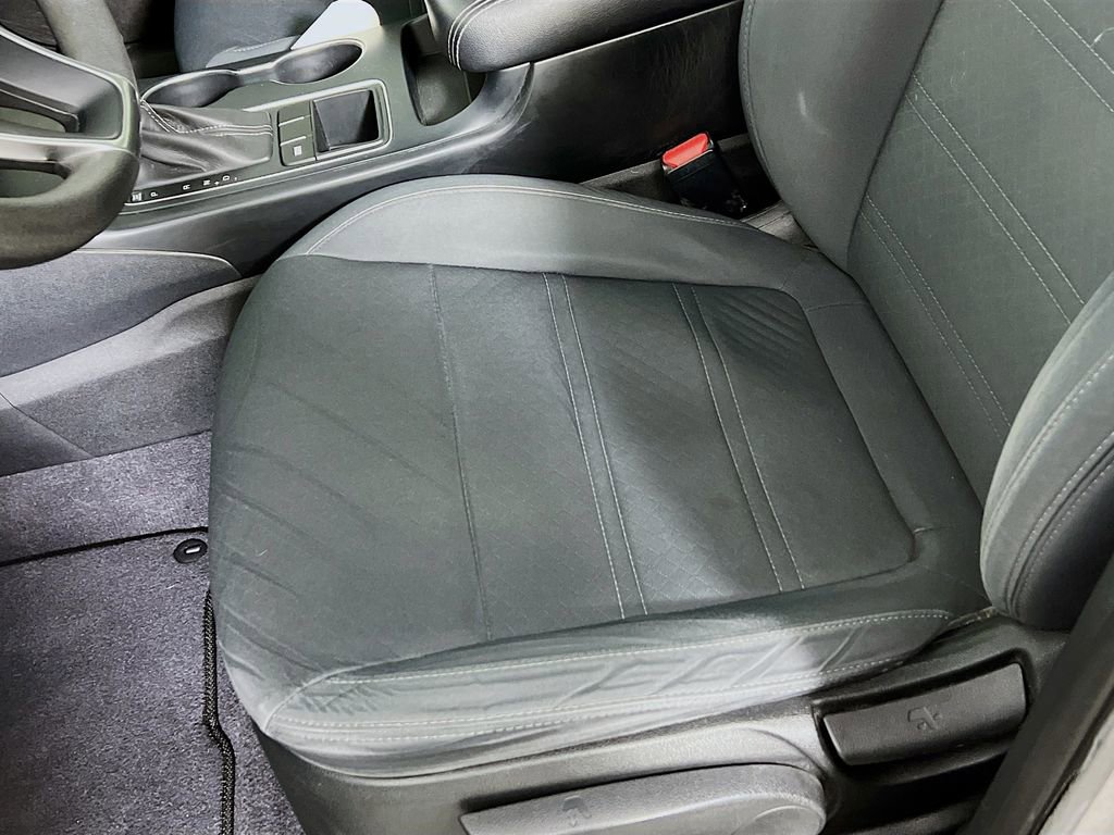 Used 2017 Kia Sorento L image 16