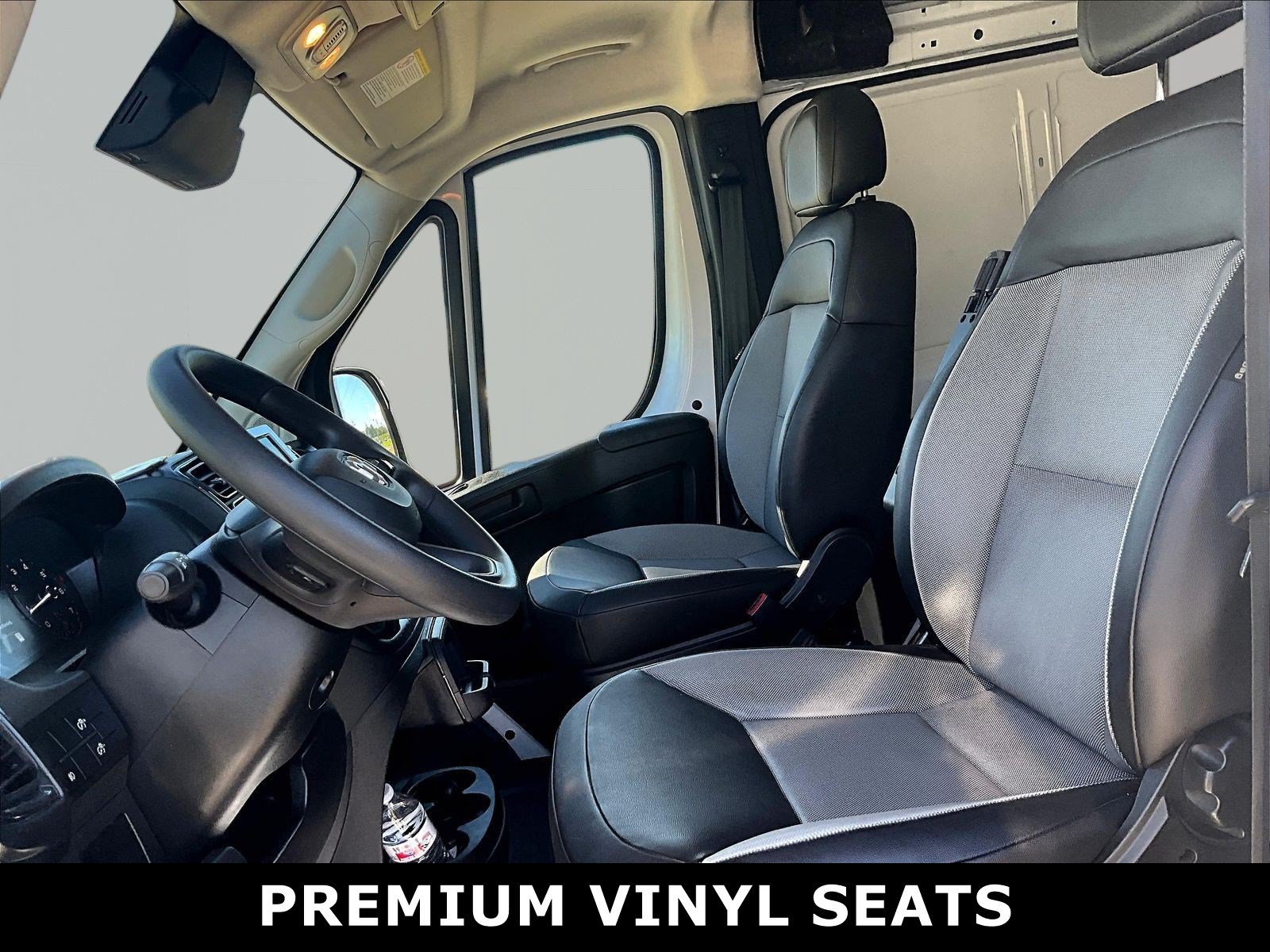 Used 2025 RAM ProMaster 2500 w/ Convenience Group FWD image 2