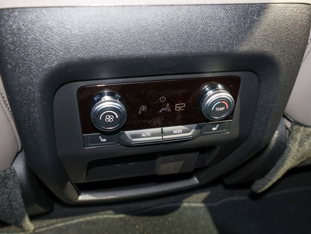 New 2026 GMC Acadia Elevation image 12