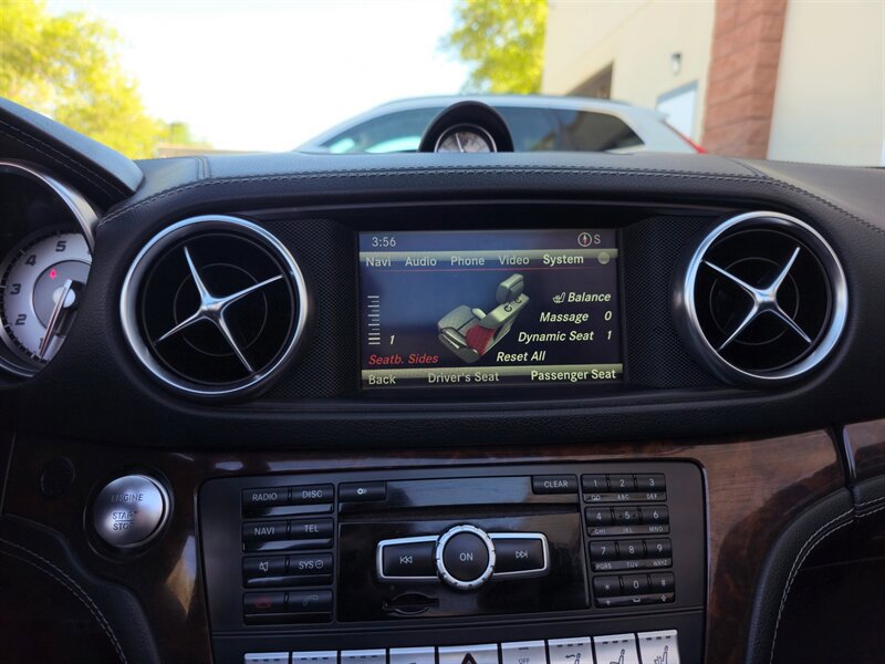 Used 2014 Mercedes-Benz SL 550 image 20
