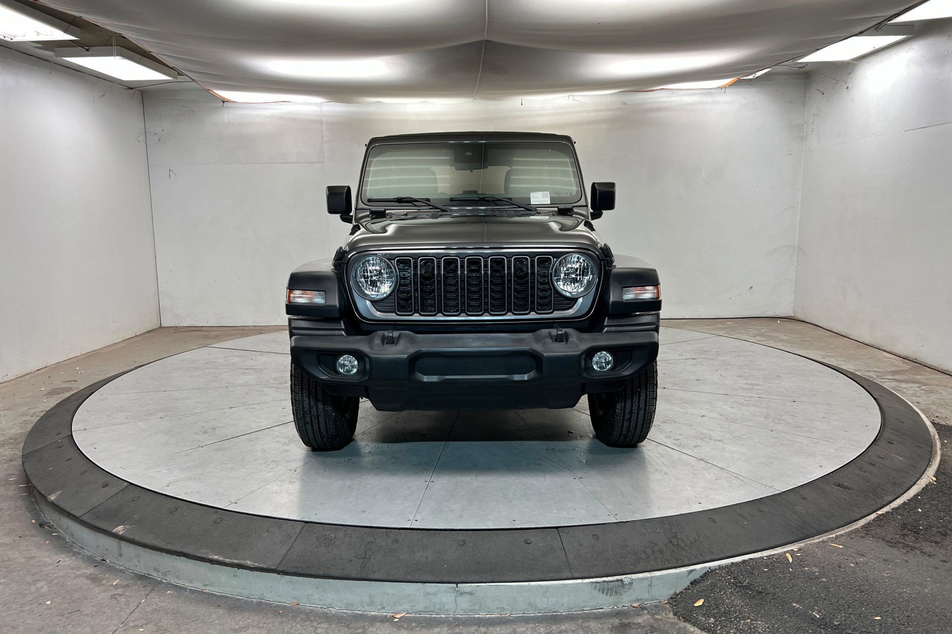 Certified 2024 Jeep Wrangler Sport S image 8