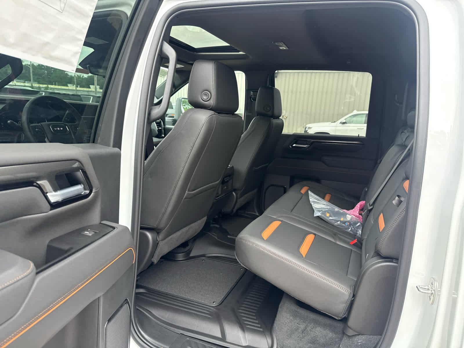 New 2026 GMC Sierra 2500 AT4 w/ Technology Package AWD/4WD image 22