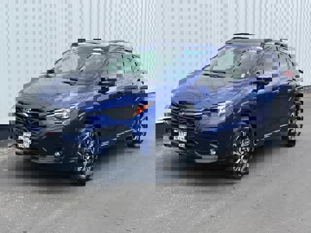 Used 2024 Subaru Crosstrek 2.0i Premium image 1