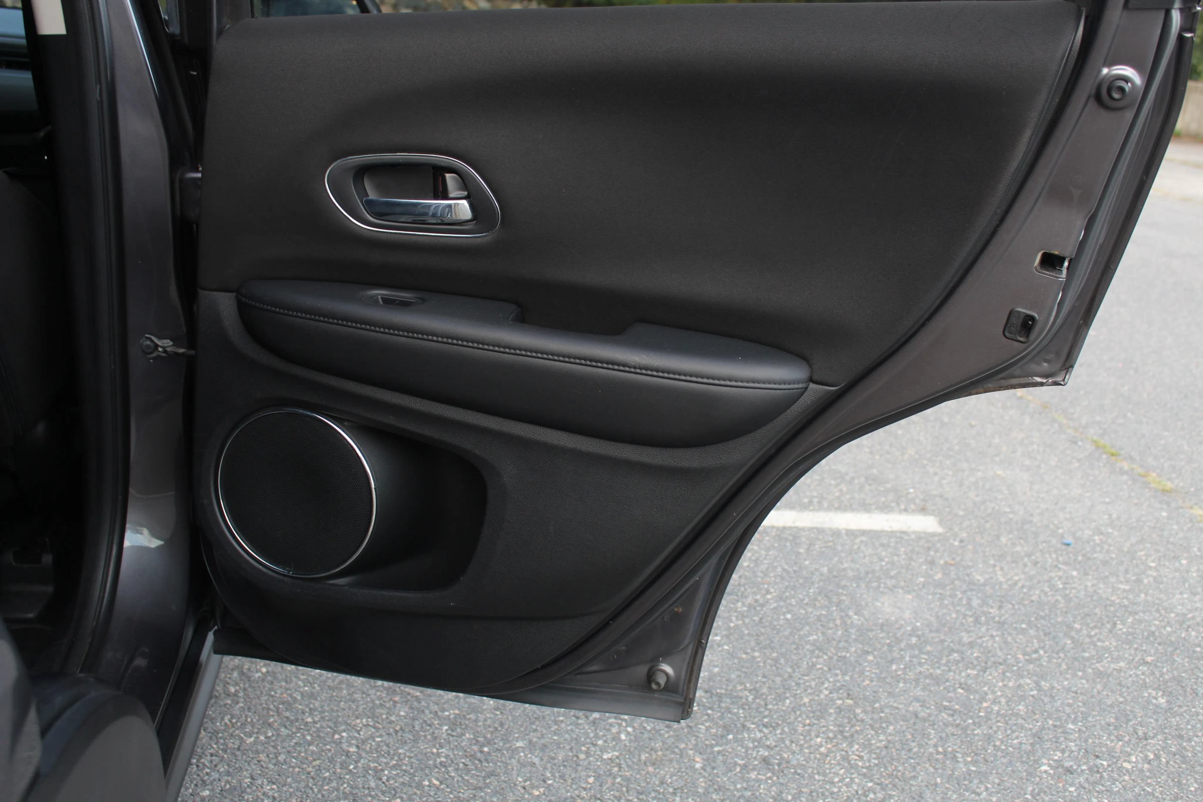 Used 2018 Honda HR-V EX image 16