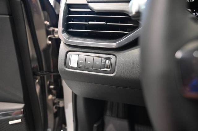 New 2026 GMC Acadia AT4 w/ Luxury Package AWD/4WD image 25