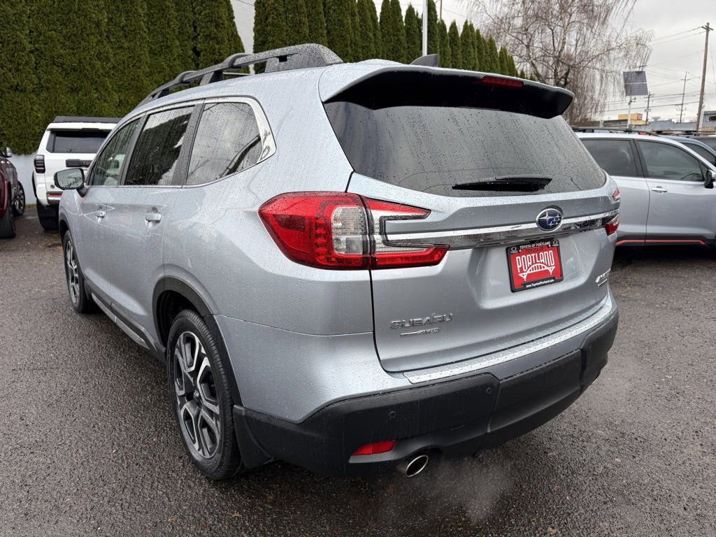 Used 2023 Subaru Ascent Limited w/ Technology Package image 6