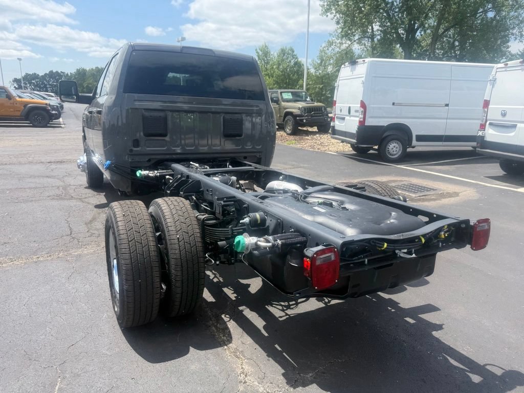 New 2026 RAM 3500 Tradesman w/ Chrome Appearance Group A AWD/4WD image 6