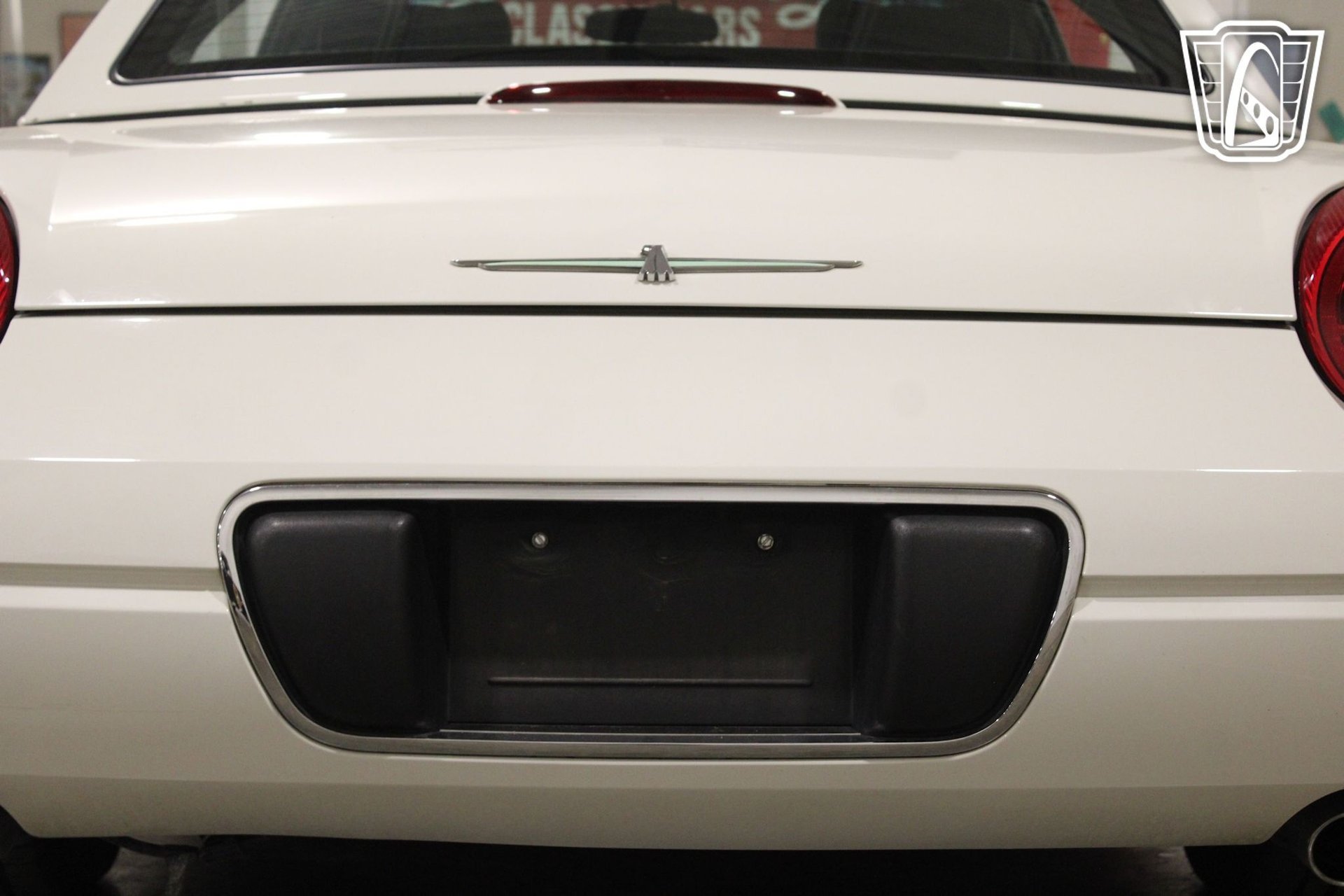 Used 2002 Ford Thunderbird RWD image 29