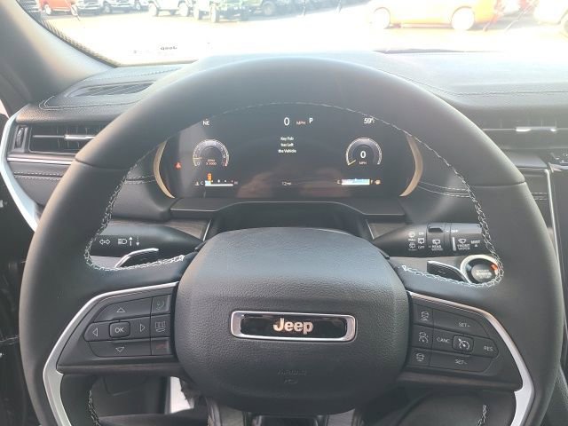 New 2025 Jeep Grand Cherokee L Limited image 13