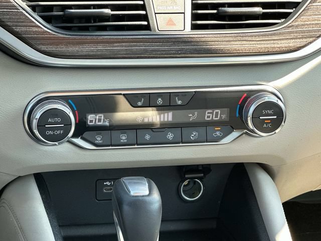 Used 2019 Nissan Altima 2.5 Platinum AWD/4WD image 5