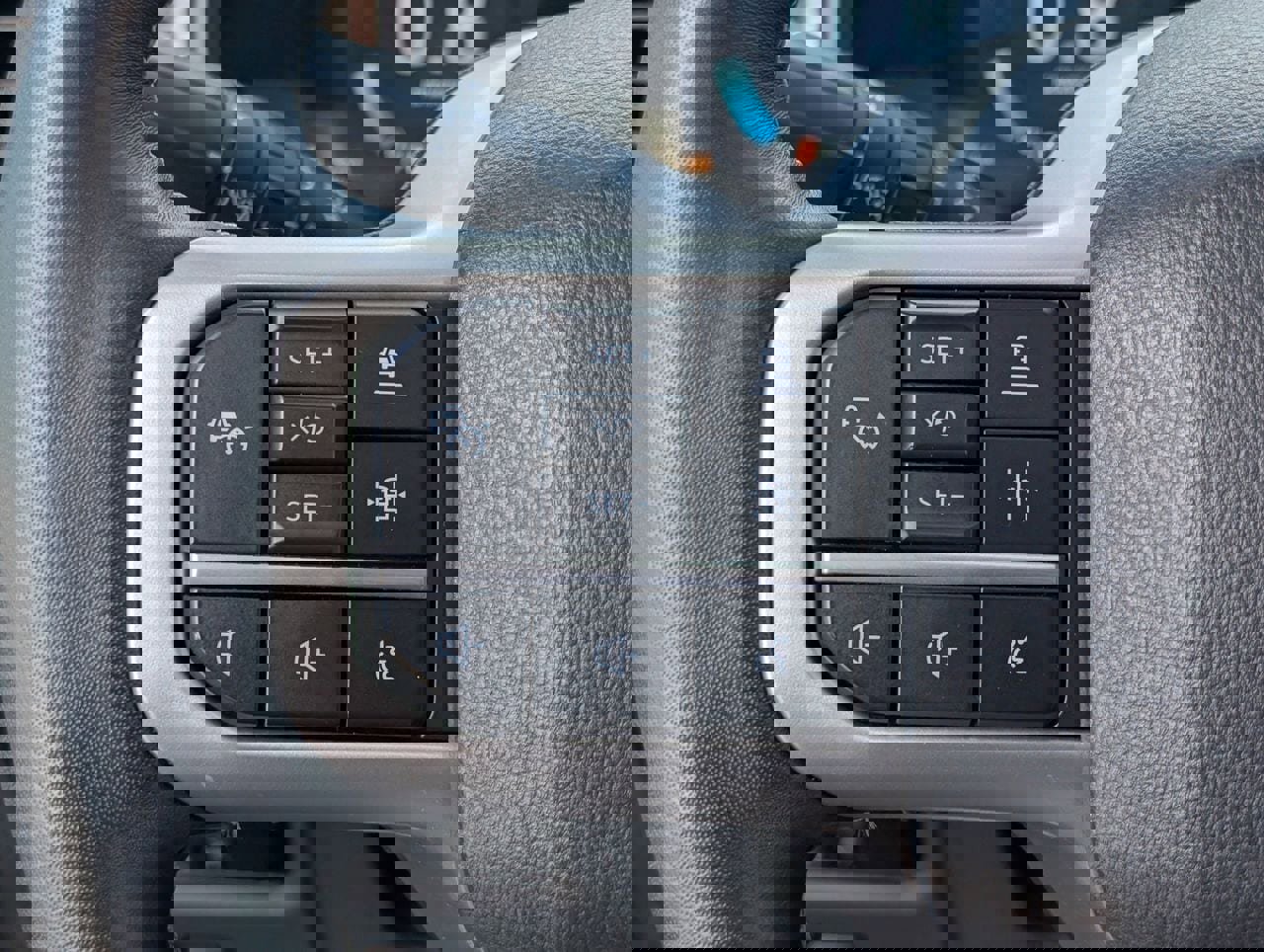 Used 2024 Ford Expedition Limited image 22