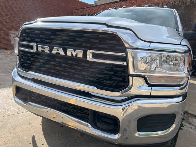 Used 2024 RAM 3500 SLT w/ Quick Order Package 2YG SLT AWD/4WD image 10